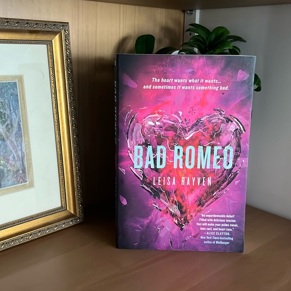 Leisa rayvin bad Romeo